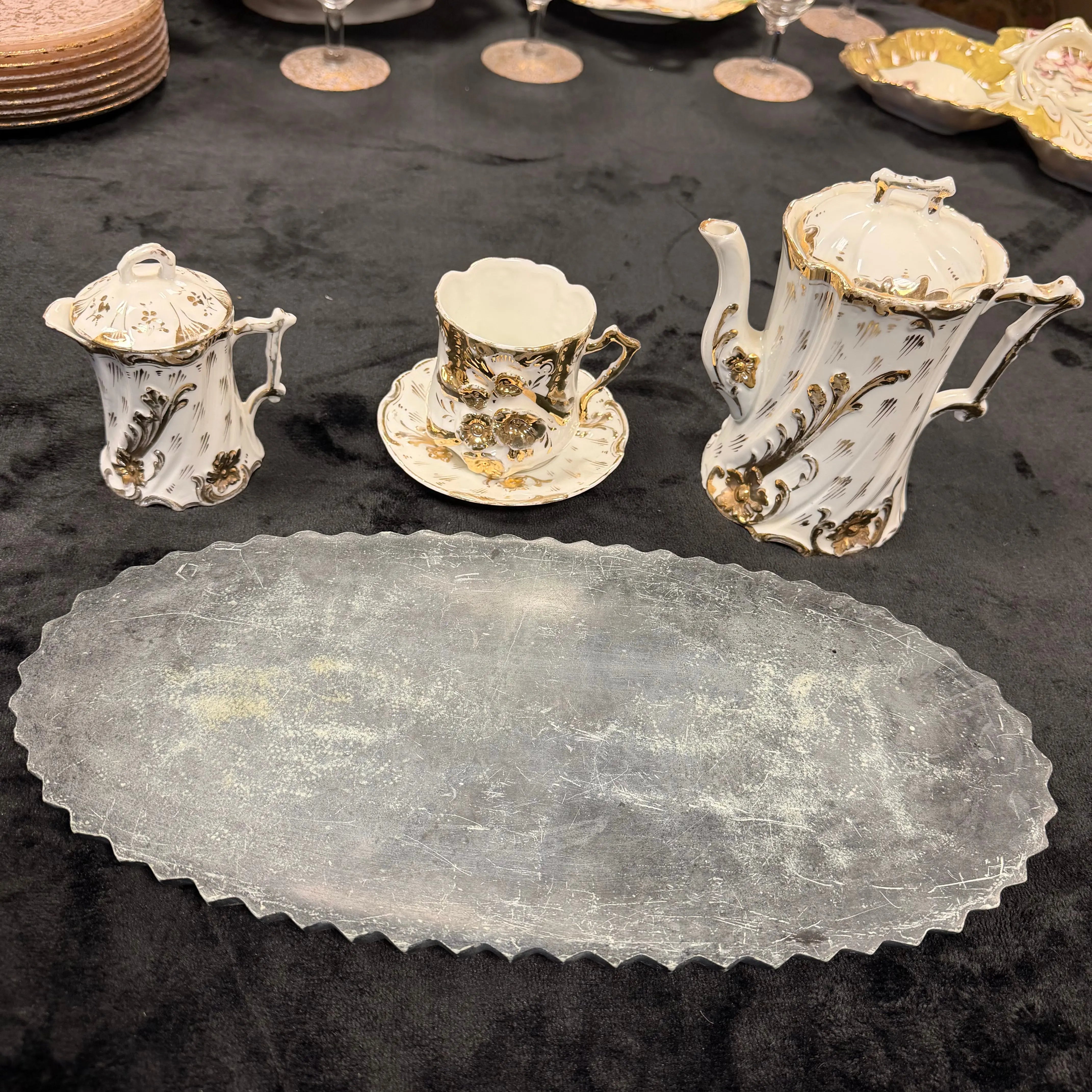 Abstract Resin Sculpture Size 9" Height ABC Rugs Kilims